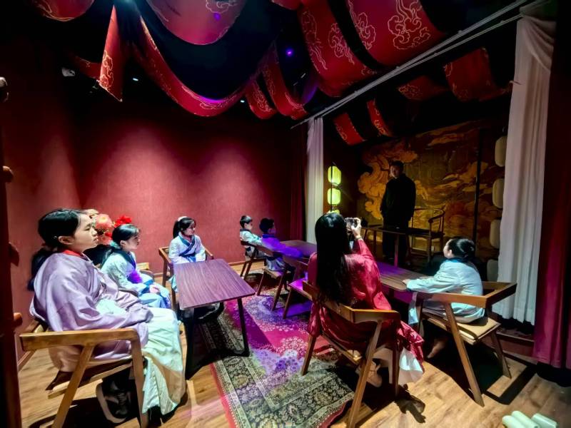 郊区互动剧场策划